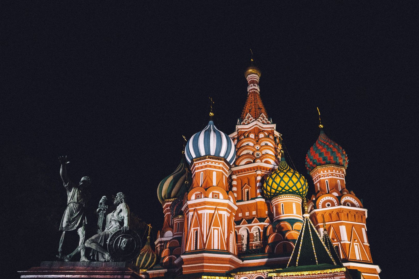 The Russian energy sector analyzed.