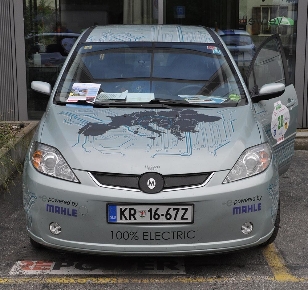 Reichweiten Weltrekord Mazda 5 Metron 7