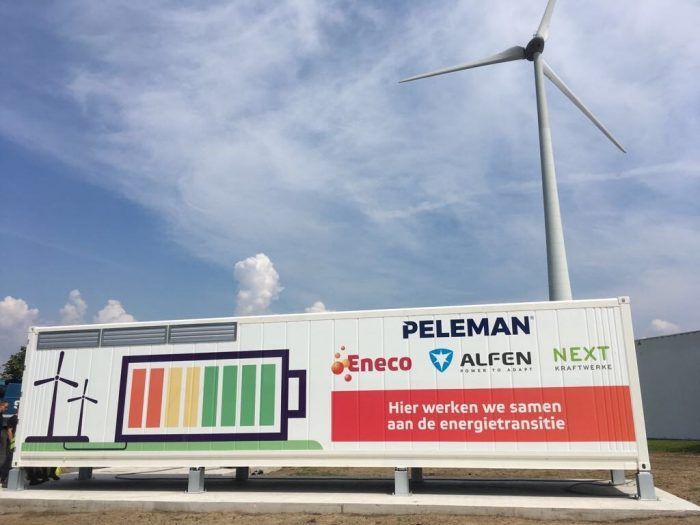 Batterie liefert Primärregelleistung (PRL) in Belgien